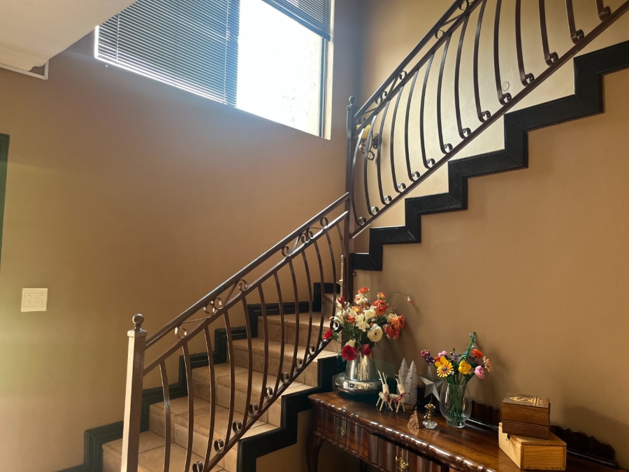 To Let 4 Bedroom Property for Rent in Melodie North West